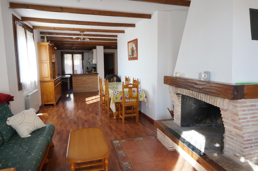 Casa Rural Os Arregueses Alquézar Esterno foto